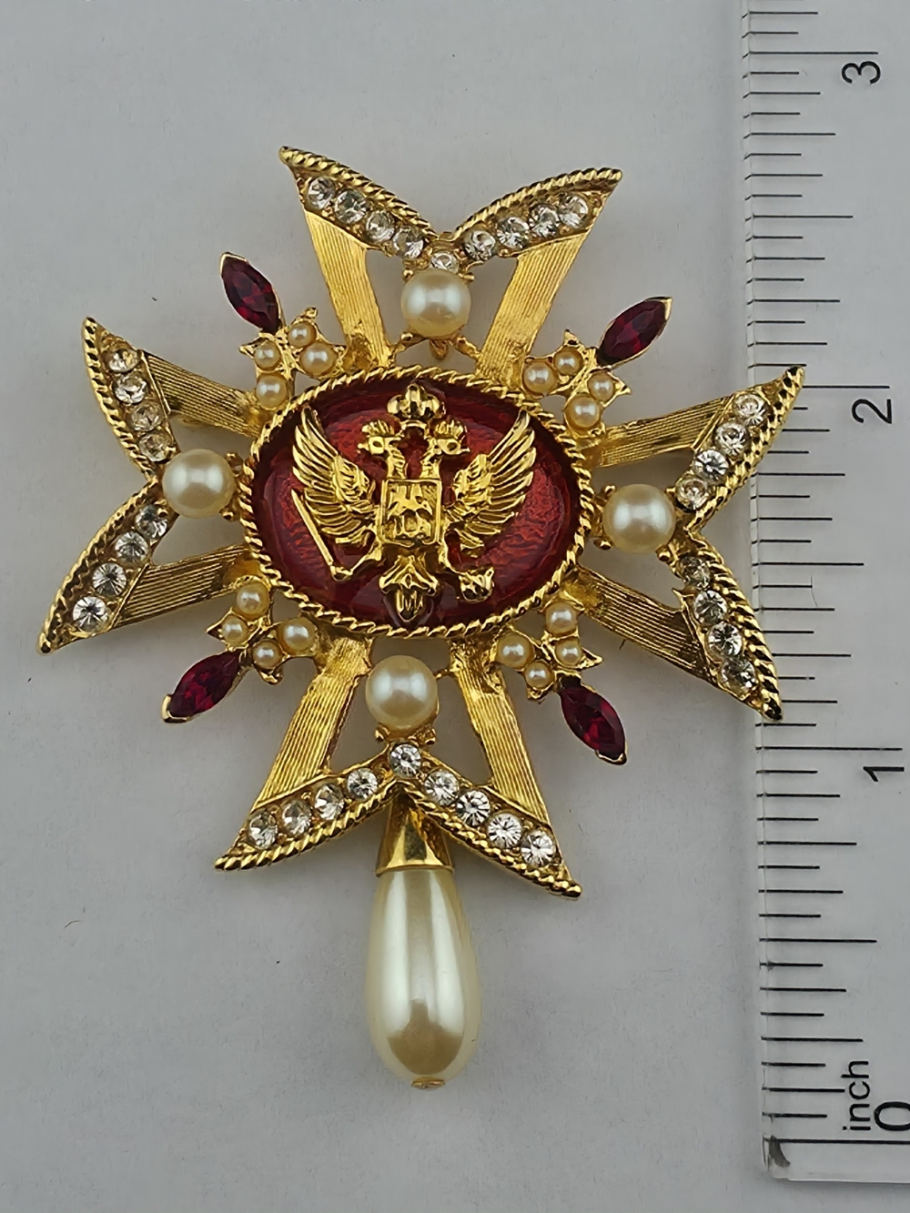 Elegant Red Enamel Maltese Cross Brooch Or Pendant Faux Pearls Rhinestone 2.5" - Picture 3 of 3